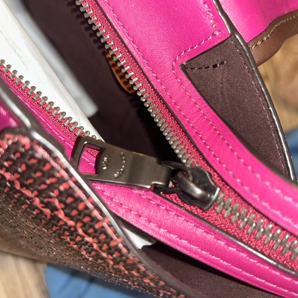 100% Authentic Coach Courier Pink Hibiscus Pewter Carryall Snakeskin Purse Bag - Picture 6 of 16